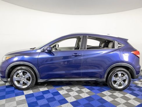 Used 2017 Honda HR-V EX-L image 6