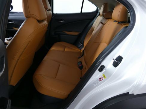 Used 2019 Lexus UX 250h w/ Premium Package AWD/4WD image 24