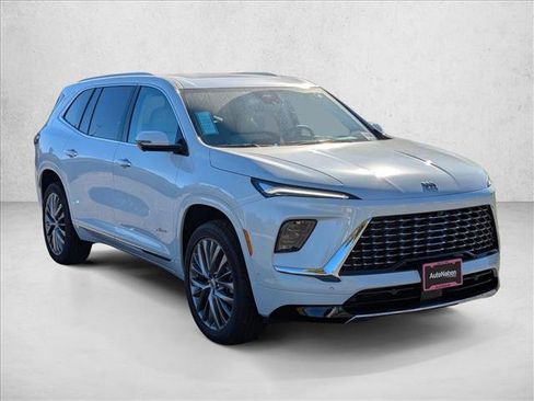 New 2026 Buick Enclave Avenir w/ Super Cruise Package image 3