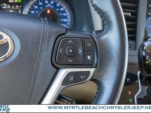 Used 2019 Toyota Sienna XLE Premium image 27