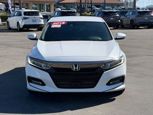 Used 2018 Honda Accord Sport image 2