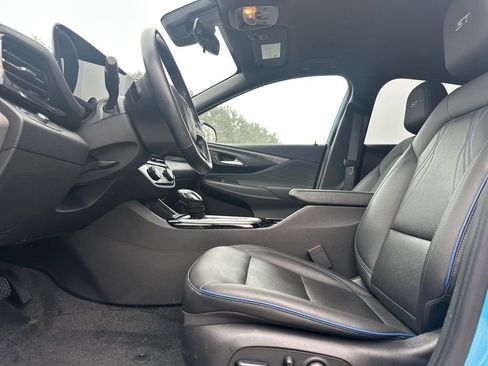 Used 2025 Buick Envista Sport Touring w/ Convenience I Package image 14