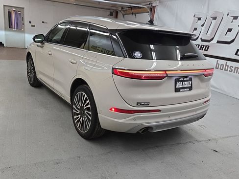 Used 2022 Lincoln Corsair Reserve w/ Equipment Group 201A image 4