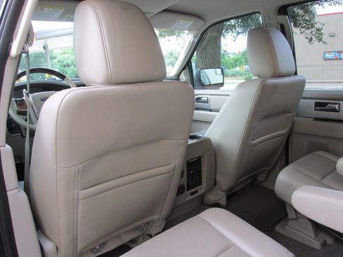 Used 2014 Ford Expedition EL Limited image 17
