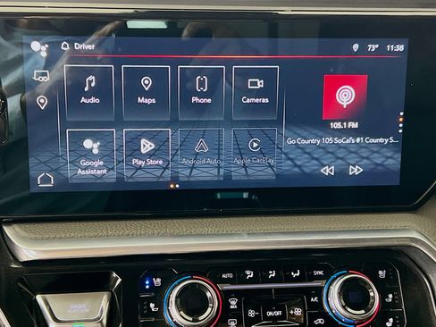 Used 2022 GMC Sierra 1500 Denali w/ Technology Package image 13