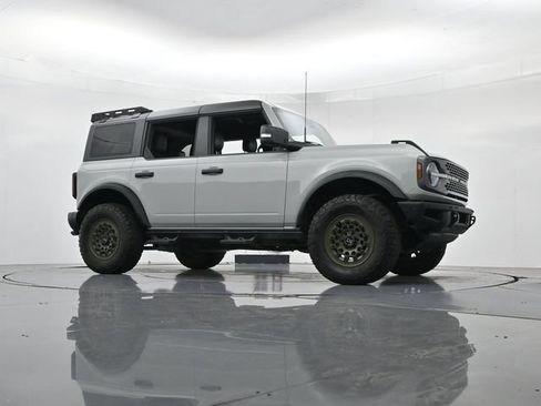 Certified 2024 Ford Bronco Badlands AWD/4WD image 40