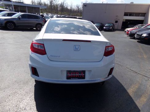 Used 2013 Honda Accord EX image 3