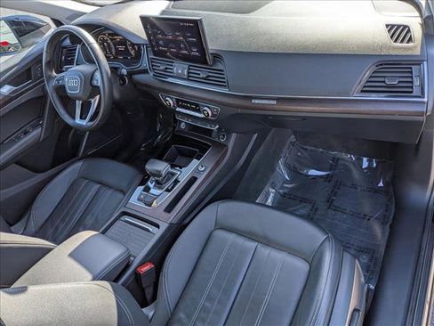 Used 2021 Audi Q5 e Premium Plus w/ Premium Plus Package image 23