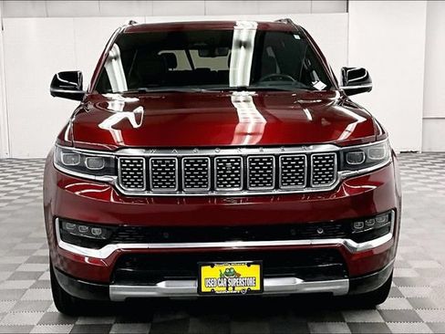 Used 2023 Jeep Grand Wagoneer Series III AWD/4WD image 4