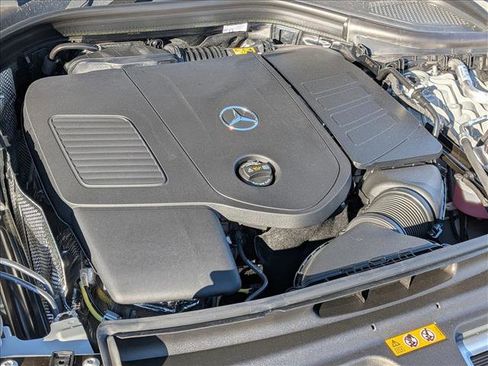 Used 2026 Mercedes-Benz GLC 300 image 17