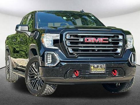 Used 2020 GMC Sierra 1500 AT4 w/ Off-Road Performance Package AWD/4WD image 2