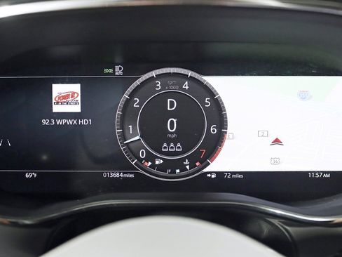 Used 2025 Jaguar F-PACE R-Dynamic S AWD/4WD image 17