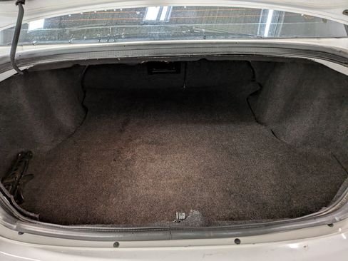 Used 2014 Chrysler 200 LX FWD image 29