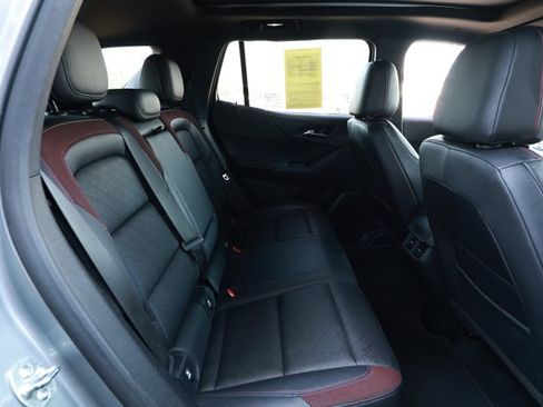 Used 2025 Chevrolet Equinox RS w/ Safety and Technology Package FWD image 32