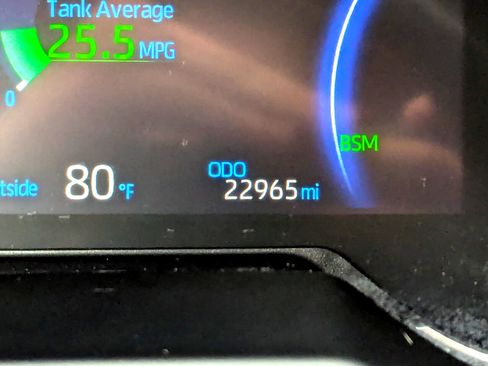 Used 2024 Toyota RAV4 XLE image 19