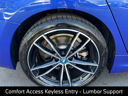 Used 2022 BMW 330e w/ M Sport Package RWD image 15