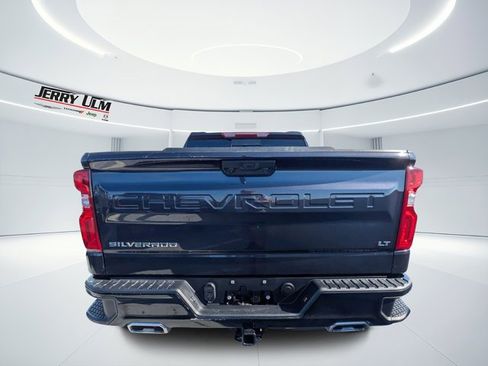 Used 2024 Chevrolet Silverado 1500 LT Trail Boss w/ Convenience Package II image 2