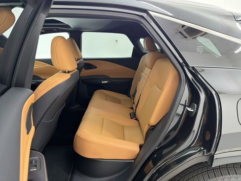 Certified 2025 Lexus RX 350 Premium w/ Accessory Package (Z1) image 14