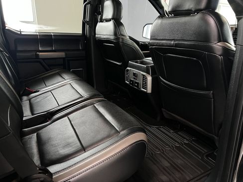 Used 2018 Ford F150 Raptor w/ Equipment Group 802A Luxury image 22