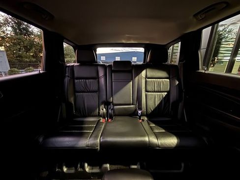 Used 2012 Jeep Grand Cherokee Laredo image 75