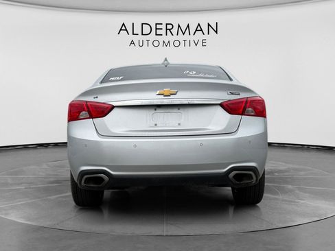 Used 2019 Chevrolet Impala Premier FWD image 4