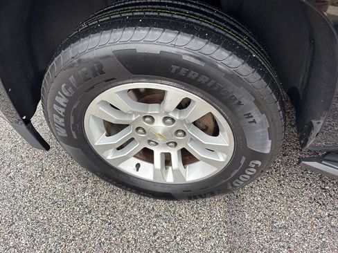 Used 2020 Chevrolet Tahoe LT image 11