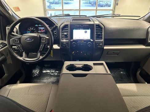 Used 2016 Ford F150 XLT w/ Equipment Group 302A Luxury AWD/4WD image 8