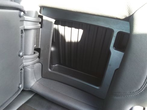 Used 2023 Chevrolet Silverado 1500 High Country w/ High Country Premium Package image 9