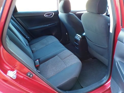 Used 2015 Nissan Sentra SV FWD image 19
