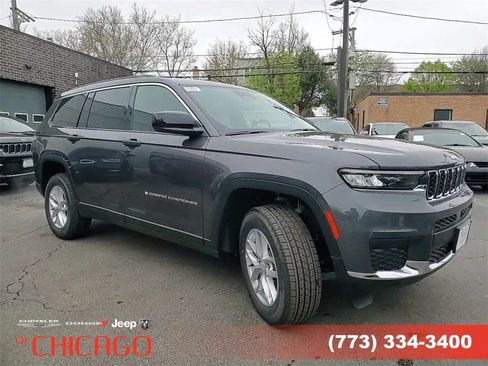 New 2025 Jeep Grand Cherokee L Laredo image 3