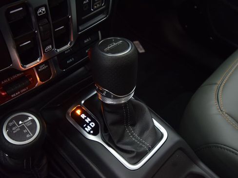 New 2026 Jeep Gladiator Mojave image 30