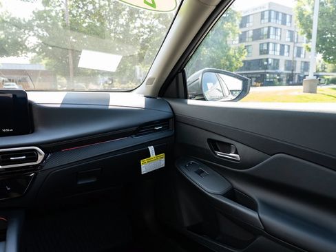 New 2026 Nissan Sentra SV w/ SV Convenience Package FWD image 10