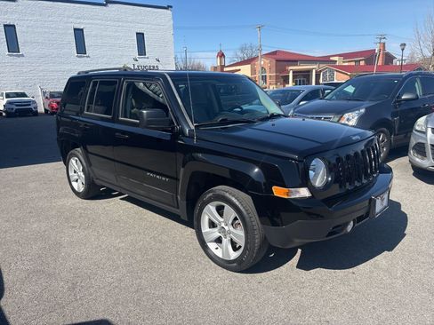 Used 2015 Jeep Patriot Latitude image 6
