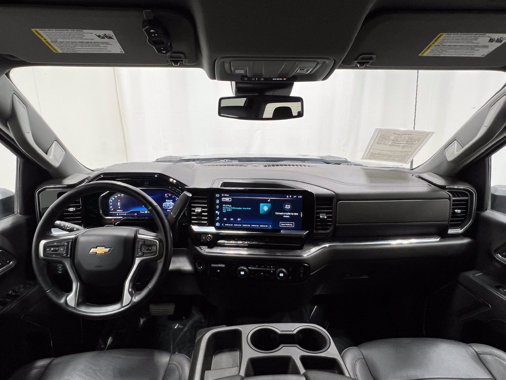 Used 2024 Chevrolet Silverado 2500 LTZ AWD/4WD image 19