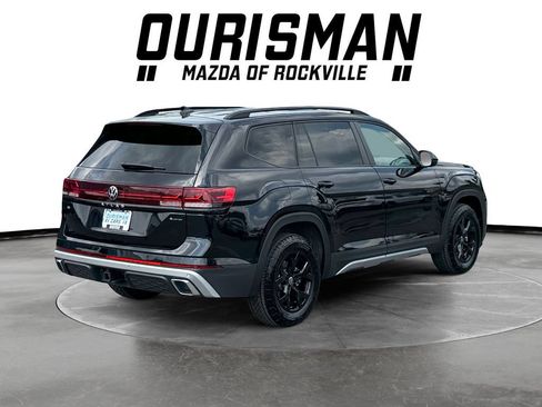 Used 2026 Volkswagen Atlas Peak Edition AWD/4WD image 6