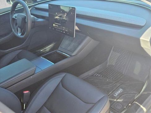 Used 2025 Tesla Model 3 Long Range image 22