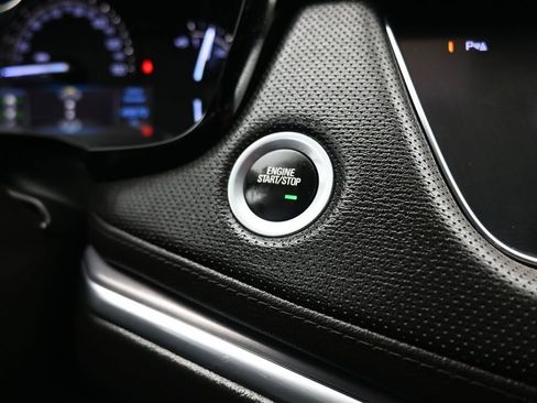 Used 2017 Cadillac XT5 Luxury w/ LPO, Wheel Lock Package image 20