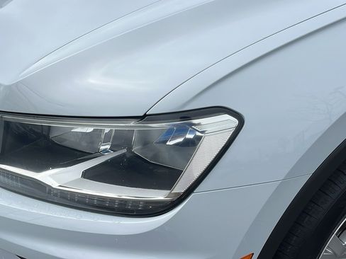 Used 2019 Volkswagen Tiguan SE image 6