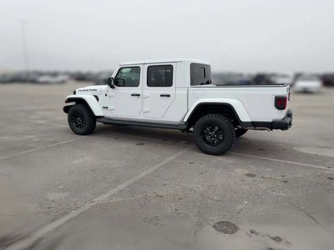 New 2026 Jeep Gladiator Sport image 7