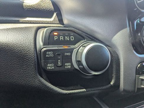 Used 2023 RAM 1500 Big Horn AWD/4WD image 19