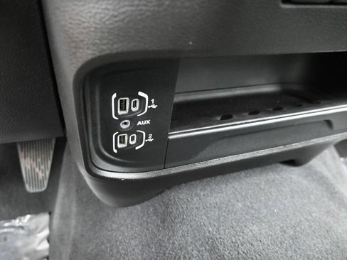 Used 2024 RAM 2500 Big Horn image 27