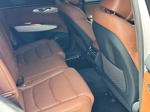 New 2026 Genesis GV70 2.5T Advanced AWD/4WD image 15