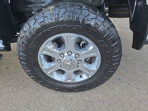 Used 2025 RAM 2500 Lone Star AWD/4WD image 42