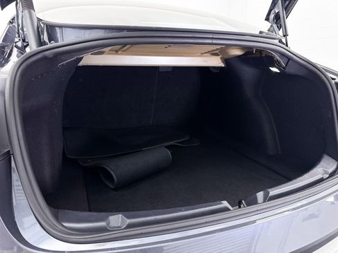 Used 2023 Tesla Model 3 Standard Range image 35