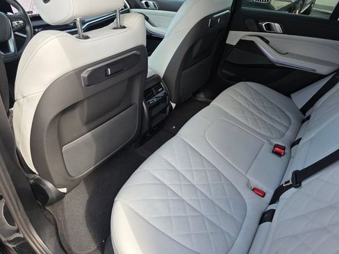 Certified 2025 BMW X5 xDrive40i w/ Premium Package AWD/4WD image 13