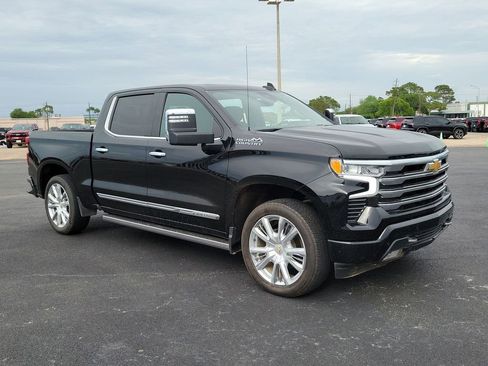 Used 2025 Chevrolet Silverado 1500 High Country w/ High Country Premium Package image 19