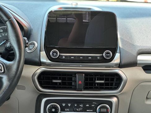 Used 2018 Ford EcoSport SE FWD image 13