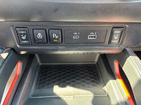 Used 2023 Nissan Frontier PRO-4X w/ Pro Convenience Package AWD/4WD image 44