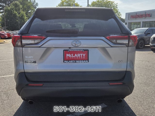 Used 2023 Toyota RAV4 LE FWD image 4