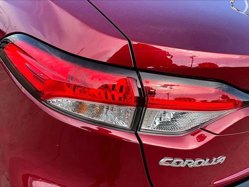 Used 2026 Toyota Corolla LE FWD image 27
